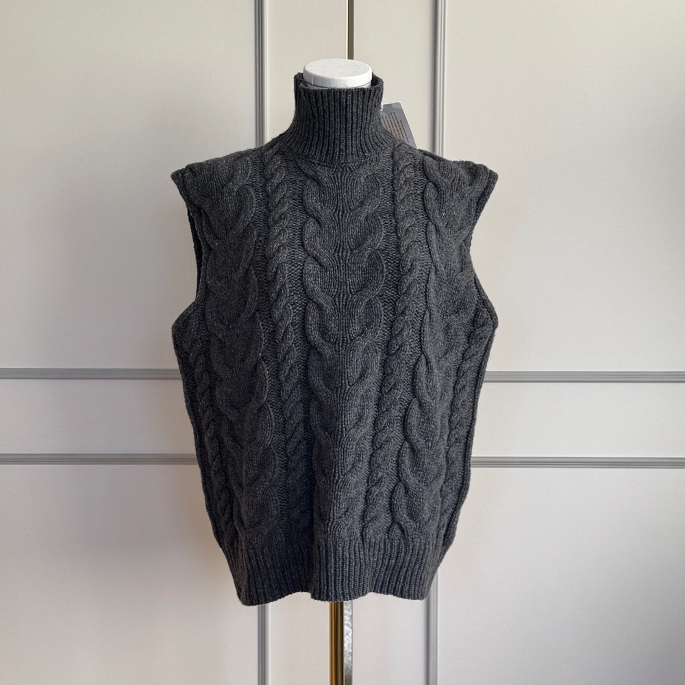 NWT - FRAME Grey Merino Wool Turtleneck Vest, Size S
